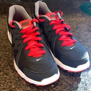 Men’s Black and Red Nike Revolution 2 size-9.5